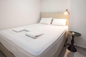 Refined 1 Bd Home in Athens Kolonaki