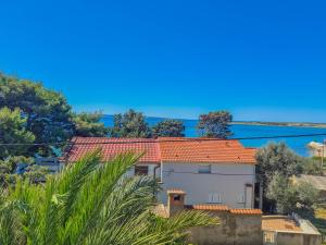 Apartments Inka & Ana by the sea