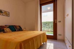 Welcoming flat just a short walk from the sea