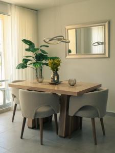 Serena del Mar Piscina Cerca a la playa