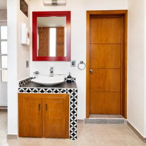 Departamento París comodo y tranquilo WIFI cocina ideal para trabajar familias o parejas