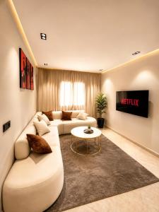 Stylish Stay Near Agadir Beach, Fast Wi-Fi, Netflix & Parking