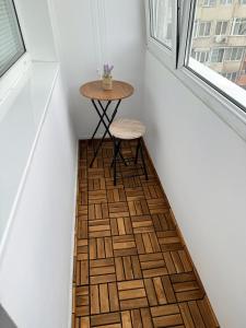Spacious and stylish apartment near the center