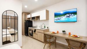 Amazing Loft - Exclusive - Rooftop Pool - AC & WiFi