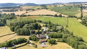 Peaceful Countryside Retreat Near Symonds Yat