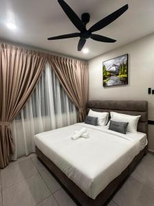 Amani Penthouse at Golf Villa