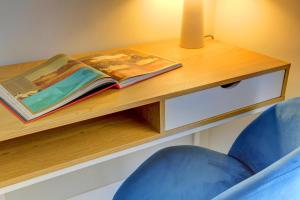 SAN GIOVANNI Appia Park - Modern apartment with Balcony - Metro A - 10 min City Center