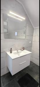C&A Luxury Villas