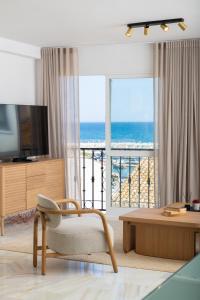 MARBELLA BANUS SUITES - Brand New Luxury Duplex - Puerto Banús Marina - 2BR - 2BA - Spectacular Mediterranean Views - Heart of Puerto Banús - Steps from El Corte Inglés Luxury Shopping - Surrounded by Restaurants & Nightlife