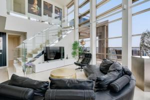 Penthouse Duplex with Epic Views