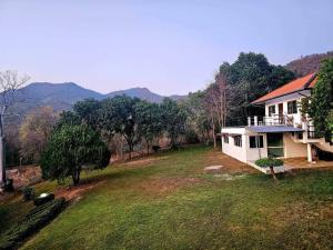 Mountain Front Family Home Big Balcony For 4 Rare Birds, Bikes