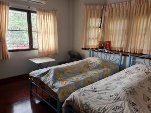 Mountain Front Family Home Big Balcony For 4 Rare Birds, Bikes