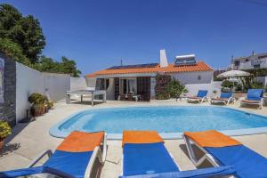 Villa Dela by Villa Plus