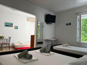 Lower Central Beach Apartment Baška Voda