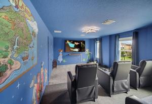Super 8BR Resort Pool Vacation Home Near Disney