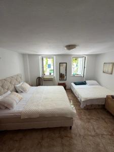 Old Town Escape - Central and Charming