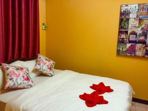 Double Room with Private Bathroom room in De Sky (Sukhumvit-Ekkamai)