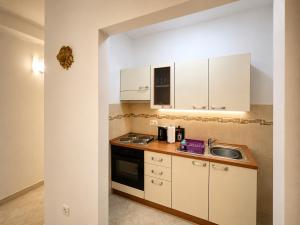 Garden Oasis Studio with Private Garden - Walk to City Gallery and Old Town