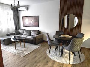 KM Lux & SPA