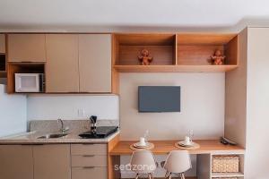 Studio em Cond. c piscina e vista HFO0410