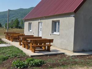Komarnica Village home & camp