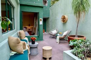 Combo Marrakesh house kesh · Duplex, 2 joint houses.10Br, 7.5 bath, 22 guest