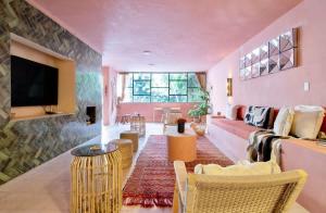 Combo Marrakesh house kesh · Duplex, 2 joint houses.10Br, 7.5 bath, 22 guest