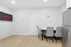 Charming 1-Bedroom Close to Transit & Downtown