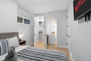 Minutes from Downtown | Spacious 1-Bed