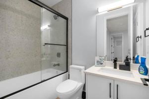 Minutes from Downtown | Spacious 1-Bed