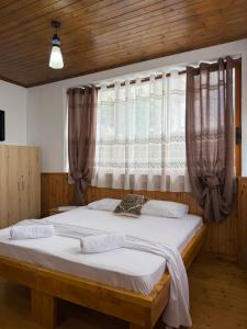 Sibora Guest House