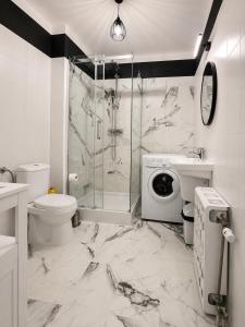 Twin Tower Apartment