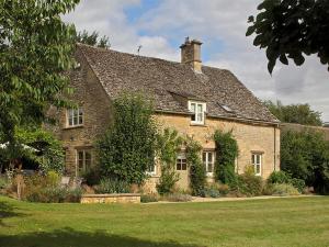 Three-Bedroom House room in Bookers Cottage