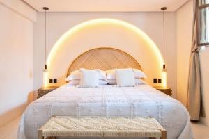Casa Uh Mook, Rooted design, sacred stay
