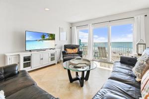 Oceanfront Seagate Condo with Heated Pool