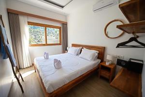 Villa Mendi - New 3-Bedroom Pool Villa, Sleeps 7