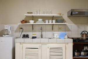 Zenda Loft, garden view, close to the beach