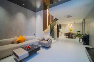Anp House Da Nang 5 bedrooms Walk to the beach