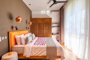 Luxury Tropical Escape 4BR Villa in Umalas w Pool