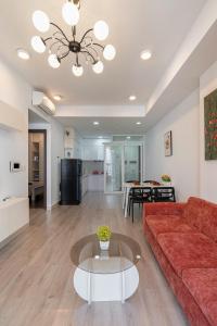 2br-Skyview-City Center-Hana Apart
