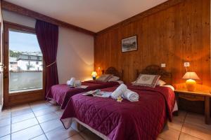 Le Cristal MB1 Mont-Blanc View, Pool, Private Sauna & Parking - Happy Rentals