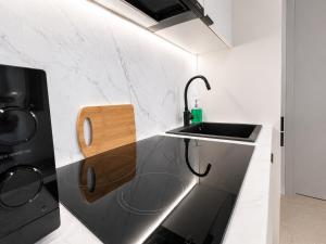 Nea Smyrni Signature Stay ΙΙ by ΜΡS