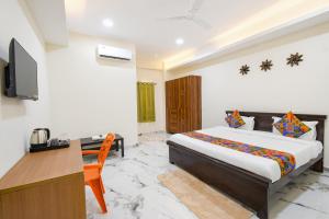 FabHotel Latitude