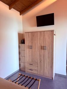 LemonTreesHouses 2 Peaceful Stay Near Athens Airport & Rafina Port