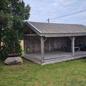 Kihnu saar, Rootsiküla , Pähklimetsa kogu maja sauna ja kümblustünniga