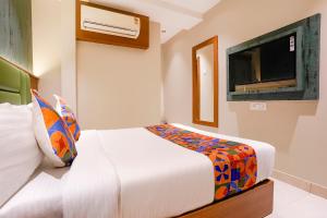 FabHotel Ruby Grand