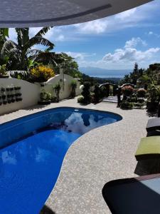 Avana Hills Tagaytay Villa