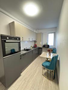 COZY Q Residence - Modern Studios at Palas Mall