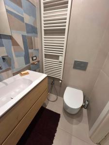 Elegante appartamento con piscina e parco