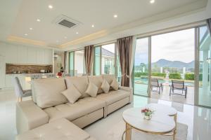 Supreme Private Villa with 4 Bedrooms and Nice Pool